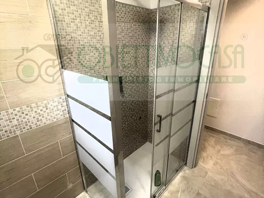 Immagine 15 di Camera in affitto  a Trezzano Sul Naviglio