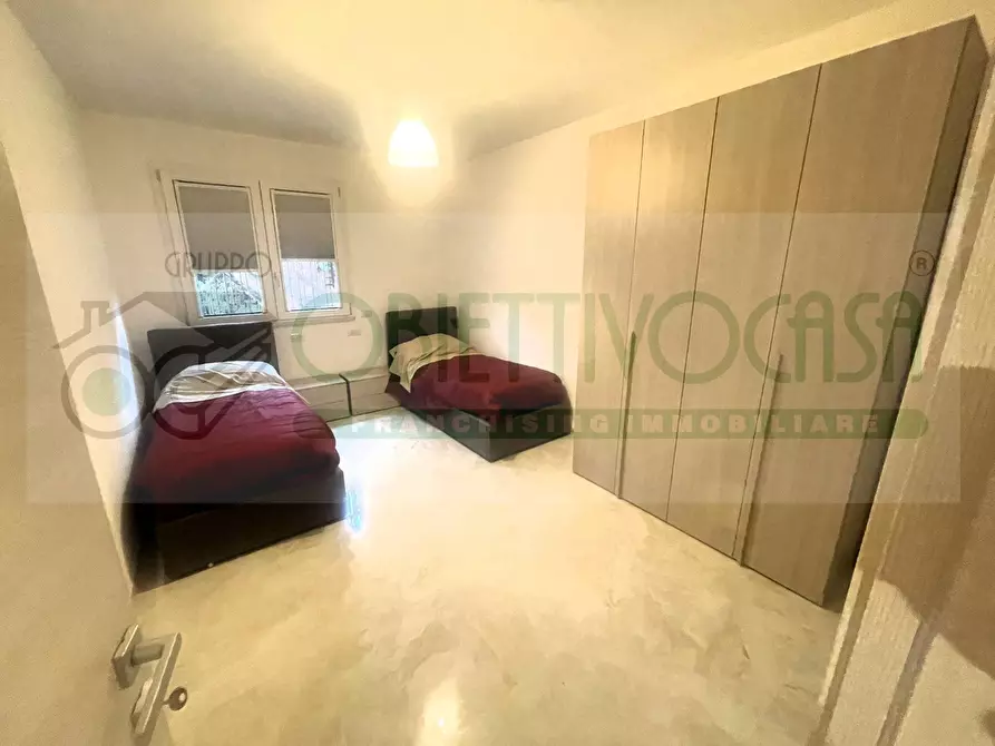 Immagine 5 di Camera in affitto  a Trezzano Sul Naviglio