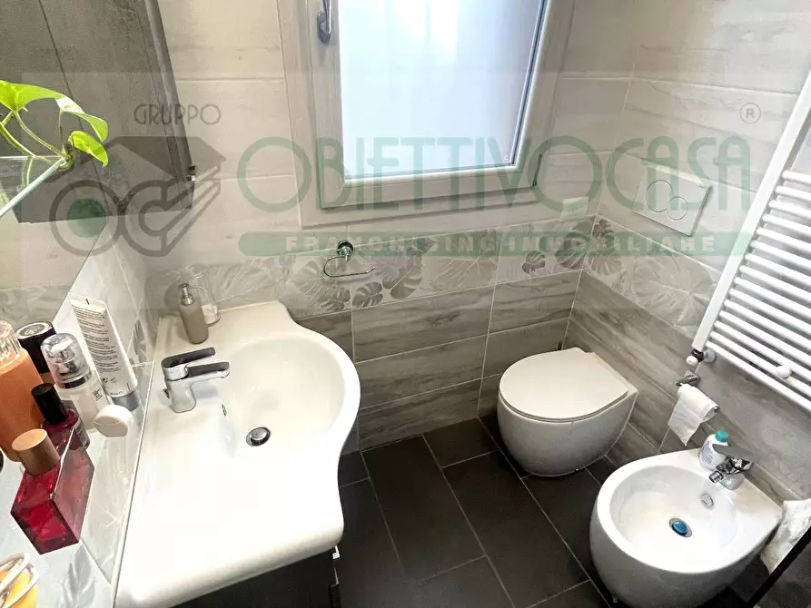 Immagine 23 di Villa in vendita  a Trezzano Sul Naviglio