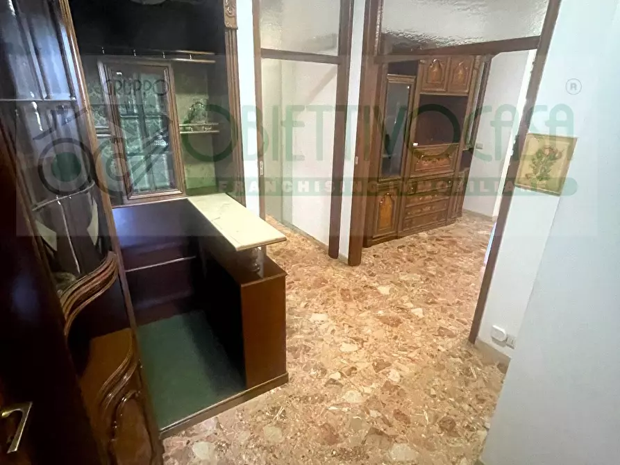 Immagine 3 di Appartamento in vendita  a Trezzano Sul Naviglio