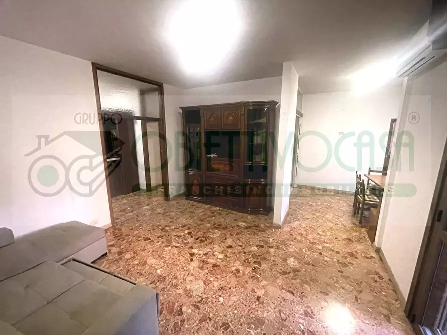 Immagine 6 di Appartamento in vendita  a Trezzano Sul Naviglio