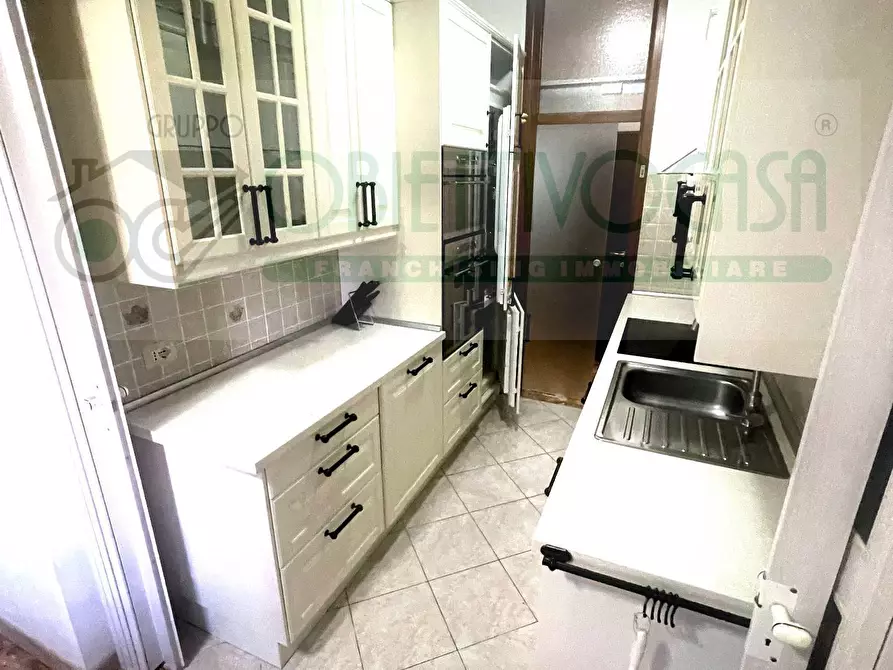 Immagine 8 di Appartamento in vendita  a Trezzano Sul Naviglio