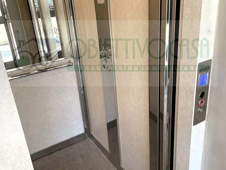 Immagine 29 di Appartamento in vendita  a Trezzano Sul Naviglio