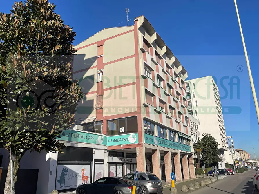 Immagine 2 di Appartamento in vendita  a Trezzano Sul Naviglio