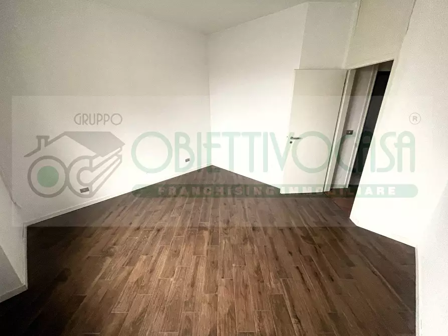 Immagine 11 di Appartamento in vendita  a Trezzano Sul Naviglio