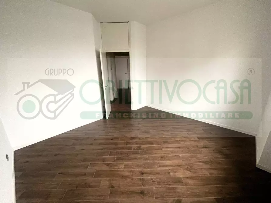 Immagine 13 di Appartamento in vendita  a Trezzano Sul Naviglio