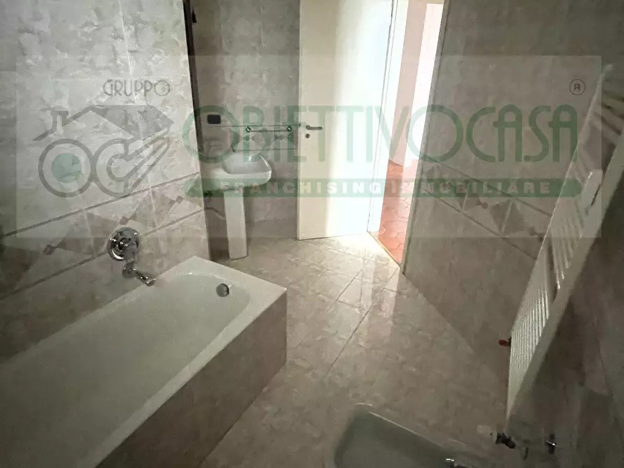 Immagine 17 di Appartamento in vendita  a Trezzano Sul Naviglio