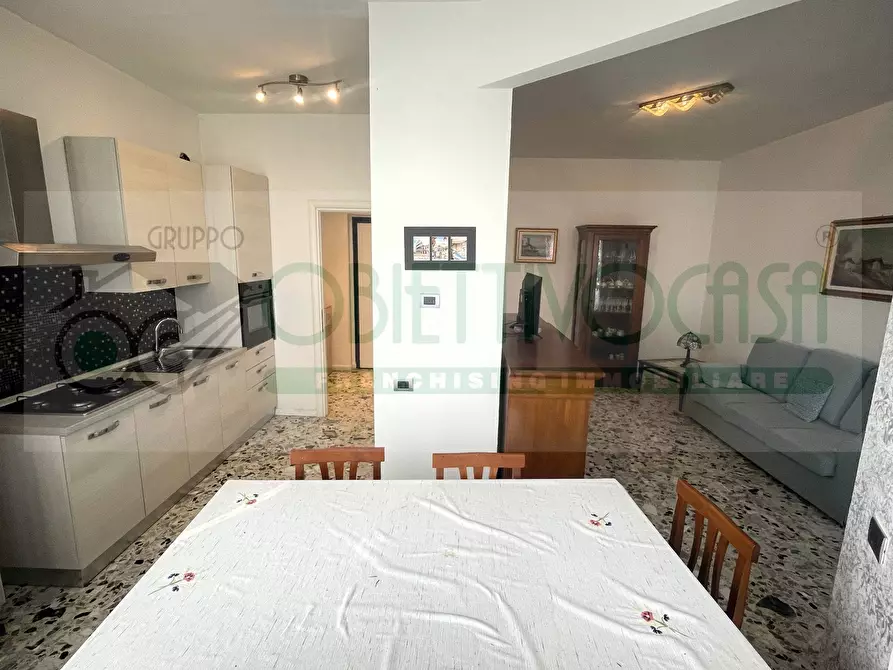 Immagine 6 di Appartamento in vendita  a Trezzano Sul Naviglio