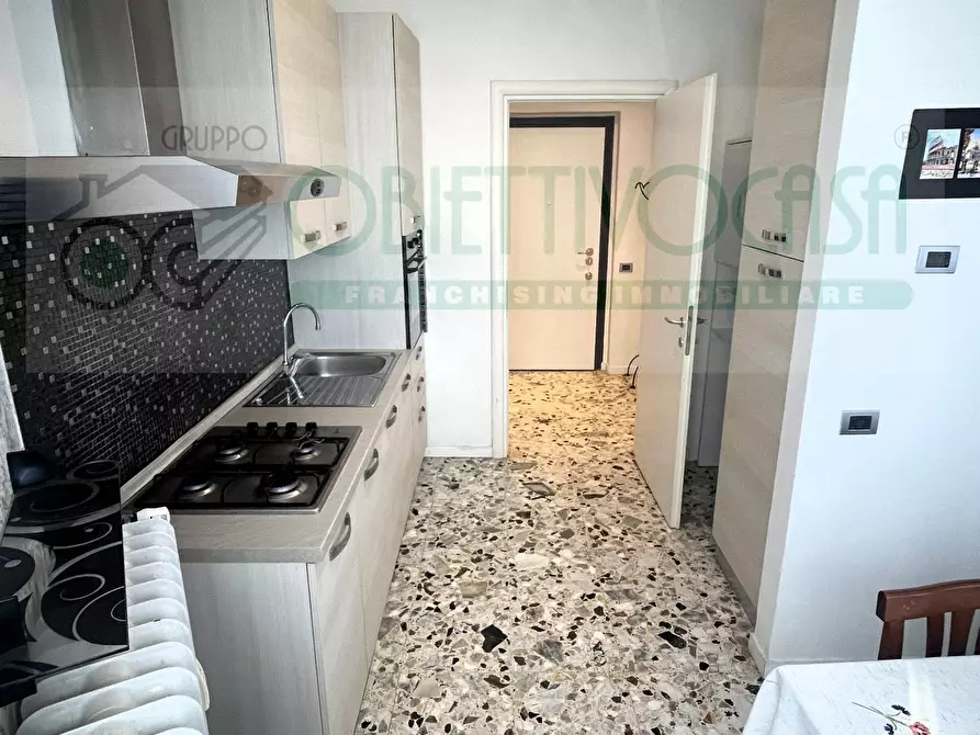 Immagine 11 di Appartamento in vendita  a Trezzano Sul Naviglio