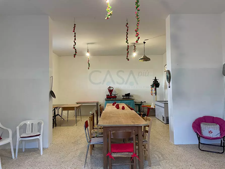 Immagine 14 di Rustico / casale in vendita  in Strada provinciale 2 a Controguerra