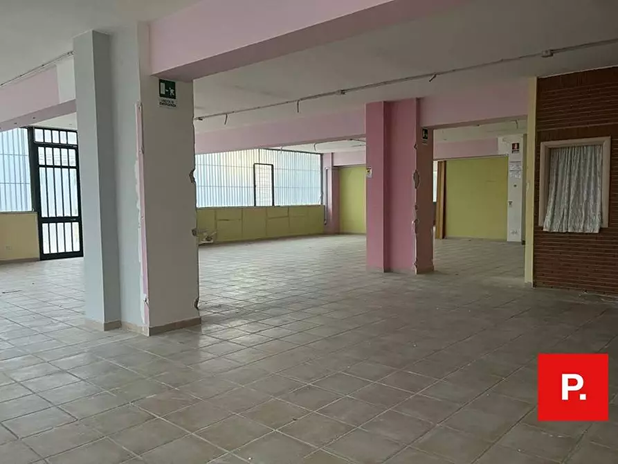 Immagine 8 di Locale commerciale in affitto  in via caduti sul lavoro a Casagiove