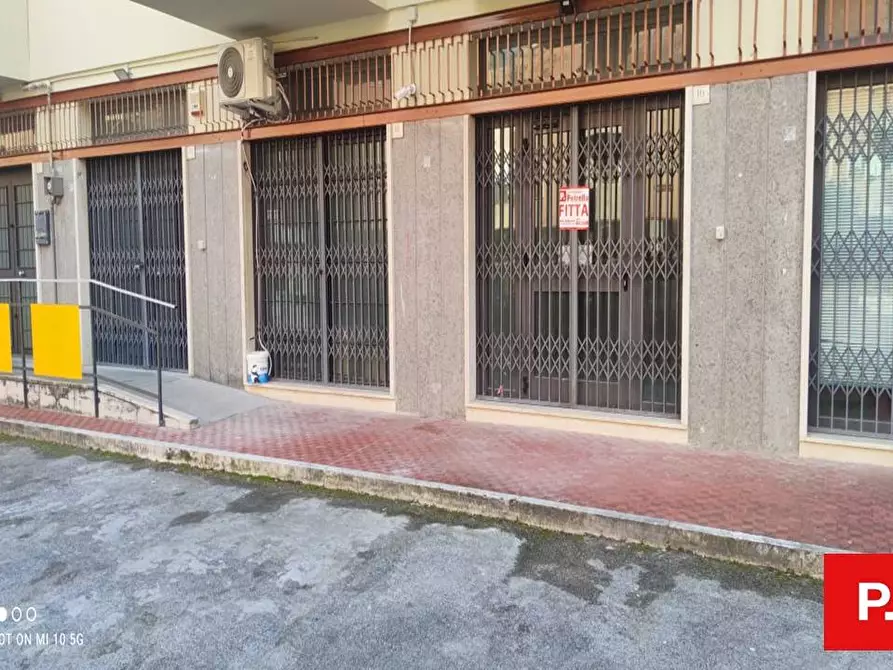 Immagine 3 di Ufficio in affitto  in via lupoli a Caserta