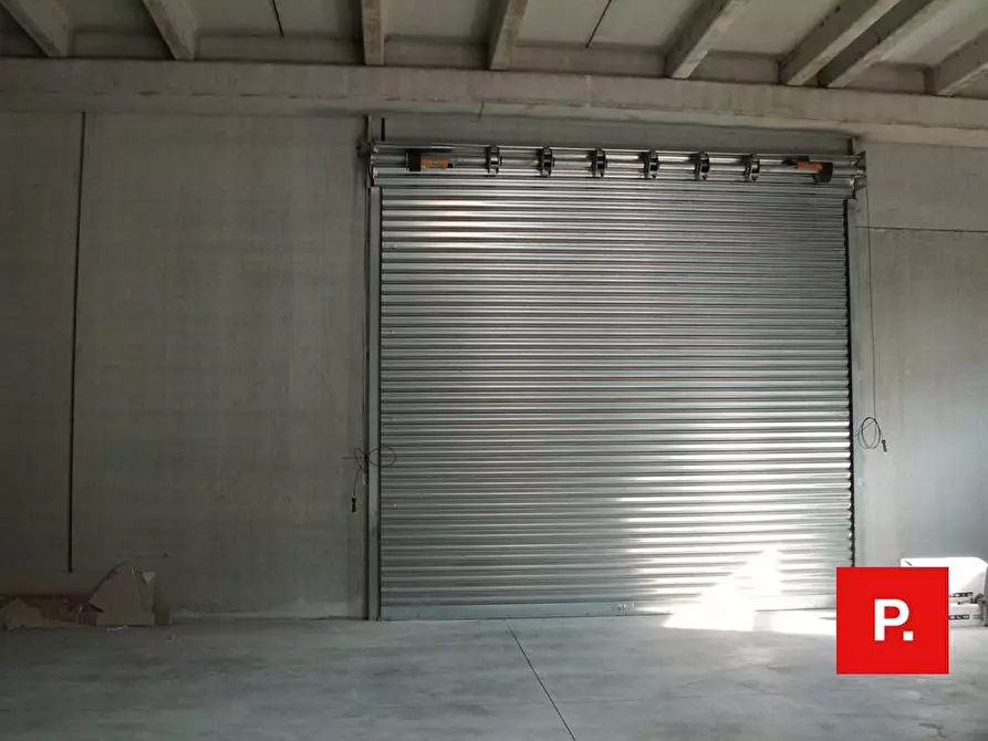 Immagine 7 di Locale commerciale in affitto  in ss7, km 187, 81056 Sparanise CE a Sparanise