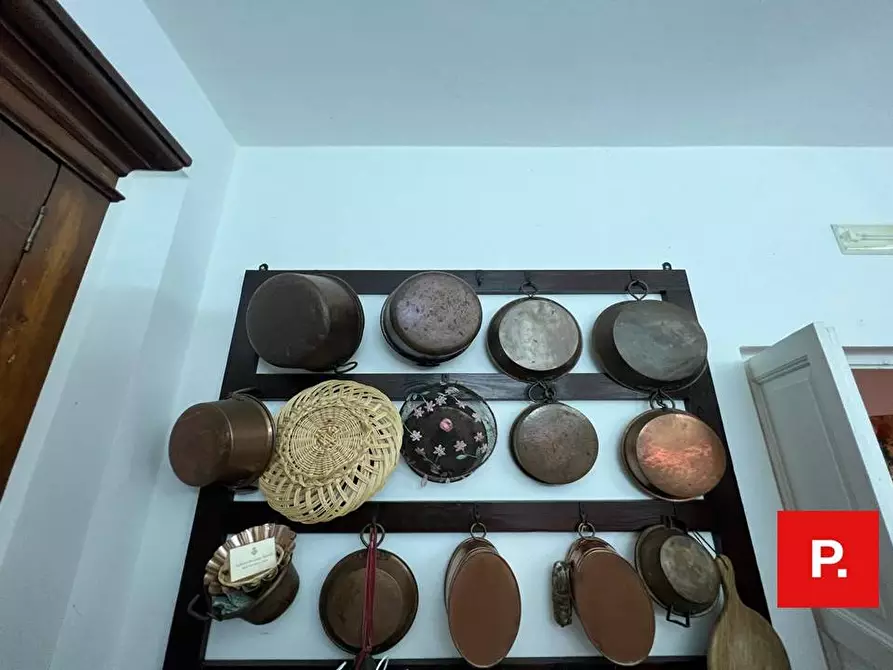 Immagine 18 di Villa in vendita  in via termine a Caserta