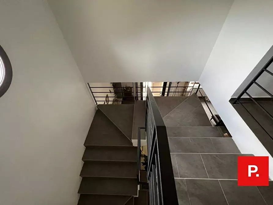 Immagine 26 di Villa in vendita  in via termine a Caserta