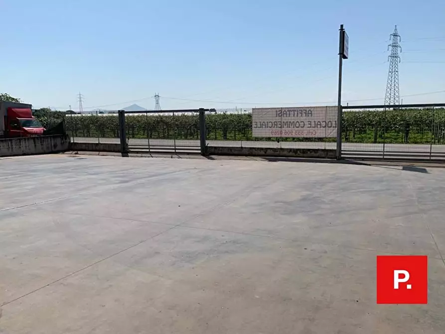 Immagine 14 di Locale commerciale in affitto  in ss7, km 187, 81056 Sparanise CE a Sparanise