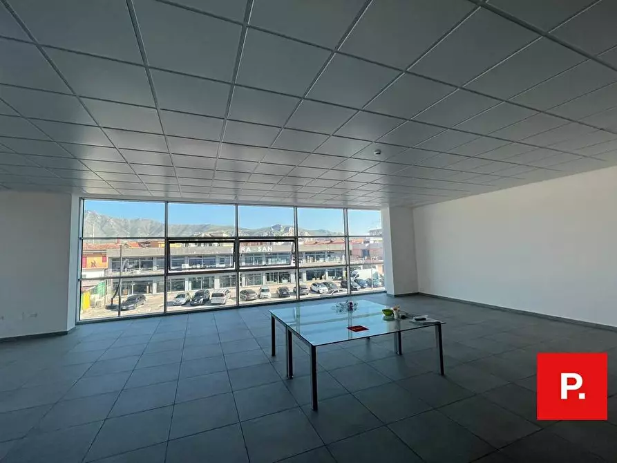 Immagine 6 di Ufficio in affitto  in via Nazionale appia a Curti