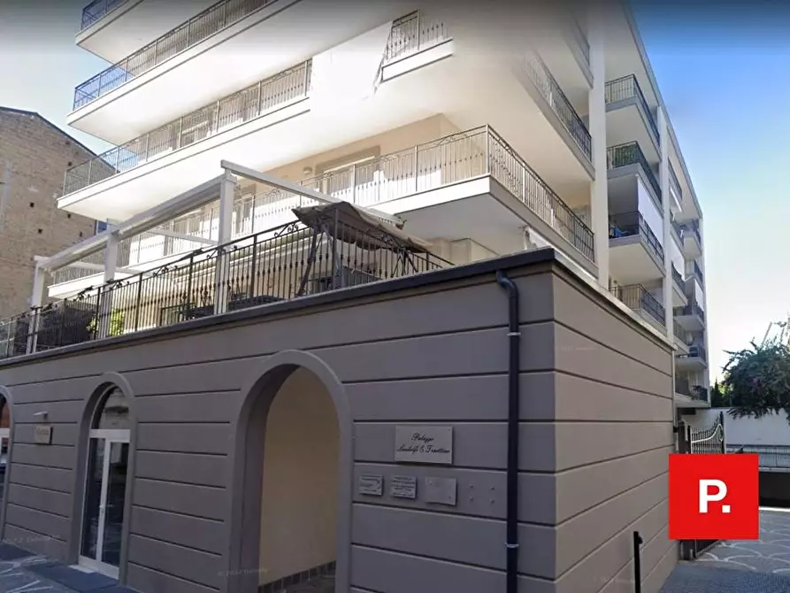 Immagine 2 di Ufficio in affitto  in via s. antida a Caserta