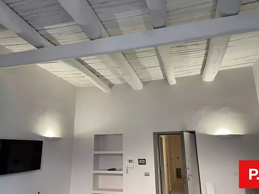 Immagine 27 di Appartamento in vendita  in via mazzini a Caserta