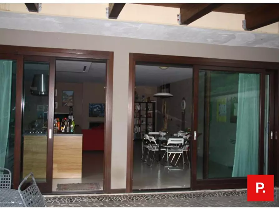 Immagine 4 di Villa in vendita  in via maria sofia di baviera a Caserta