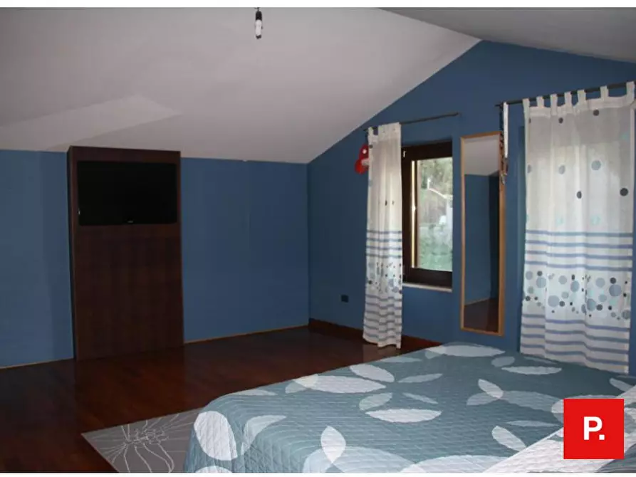 Immagine 13 di Villa in vendita  in via maria sofia di baviera a Caserta