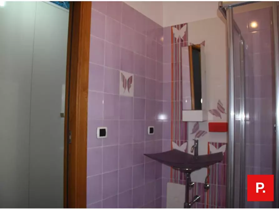 Immagine 11 di Villa in vendita  in via maria sofia di baviera a Caserta