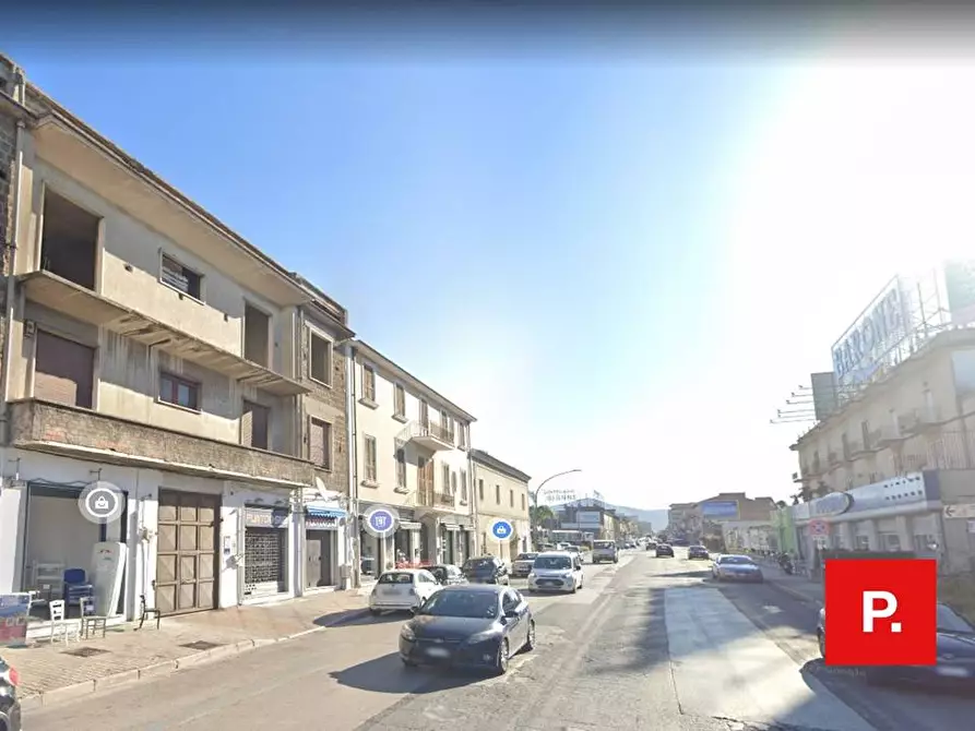 Immagine 3 di Locale commerciale in vendita  in via Nazionale Appia a Casagiove