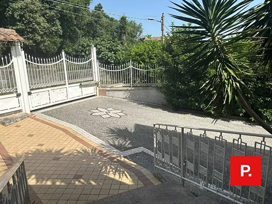 Immagine 8 di Villa in vendita  in via Francesco II di Borbone a Caserta