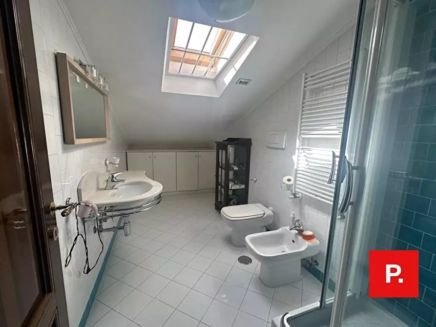 Immagine 20 di Villa in vendita  in via Francesco II di Borbone a Caserta