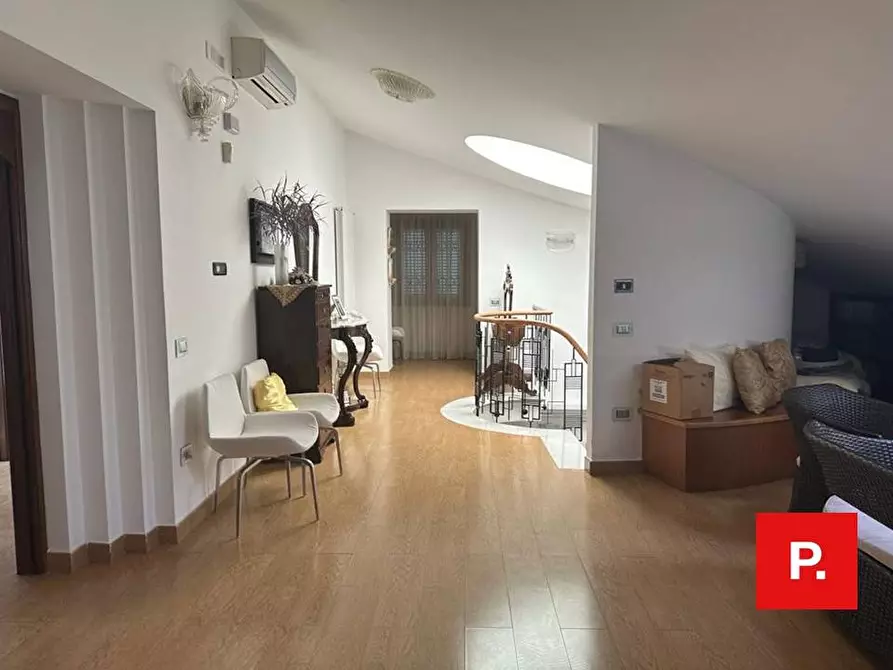 Immagine 16 di Villa in vendita  in via Francesco II di Borbone a Caserta