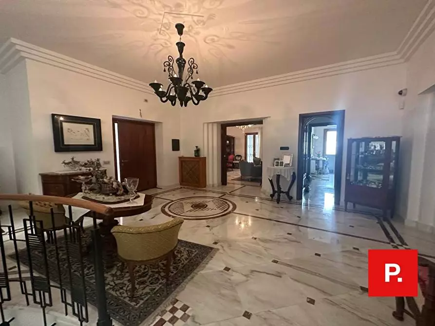 Immagine 11 di Villa in vendita  in via Francesco II di Borbone a Caserta