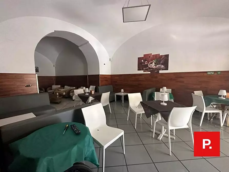 Immagine 9 di Attività commerciale in vendita  in corso Trieste a Caserta