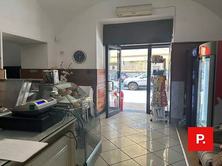Immagine 18 di Attività commerciale in vendita  in corso Trieste a Caserta