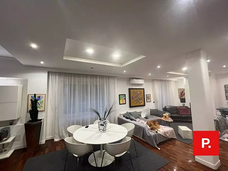 Immagine 16 di Villa in vendita  in via santa chiara a Caserta