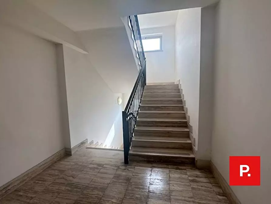 Immagine 20 di Ufficio in vendita  a Caserta