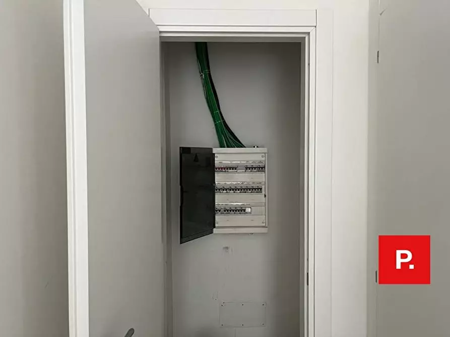 Immagine 10 di Ufficio in vendita  in via Daniele a Caserta