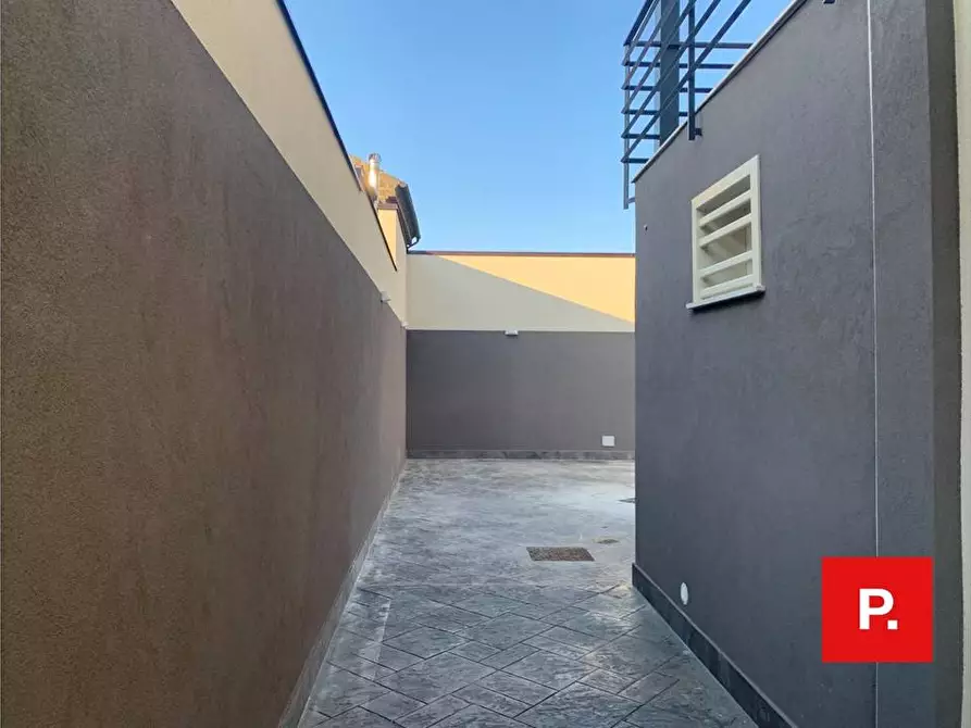 Immagine 2 di Appartamento in vendita  in vicolo Oreste Padula a Caserta