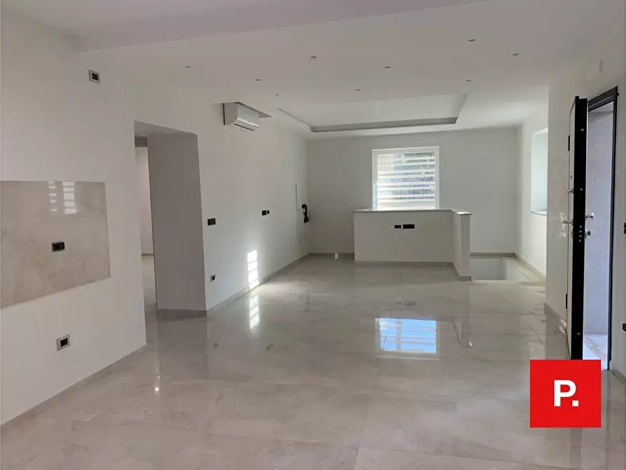 Immagine 4 di Appartamento in vendita  in vicolo Oreste Padula a Caserta