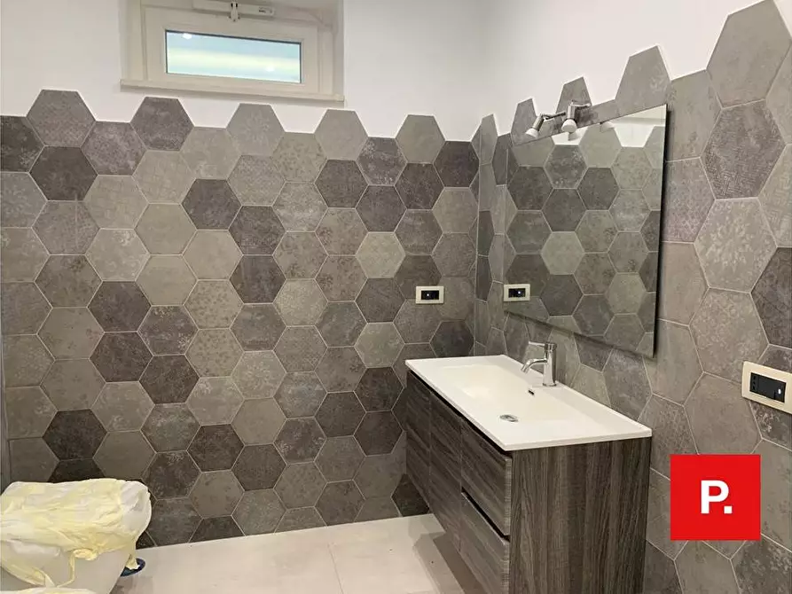 Immagine 9 di Appartamento in vendita  in vicolo Oreste Padula a Caserta