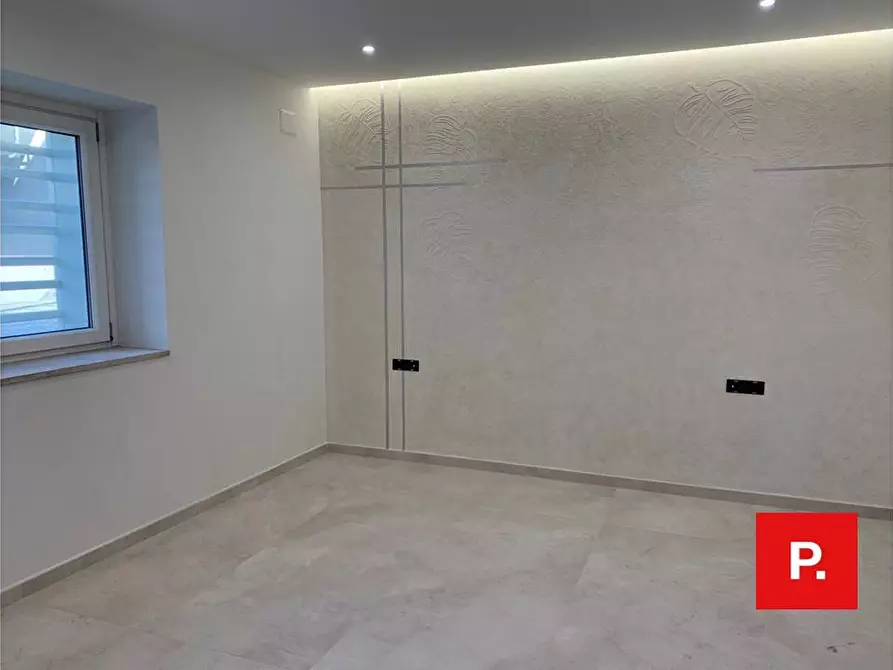 Immagine 11 di Appartamento in vendita  in vicolo Oreste Padula a Caserta