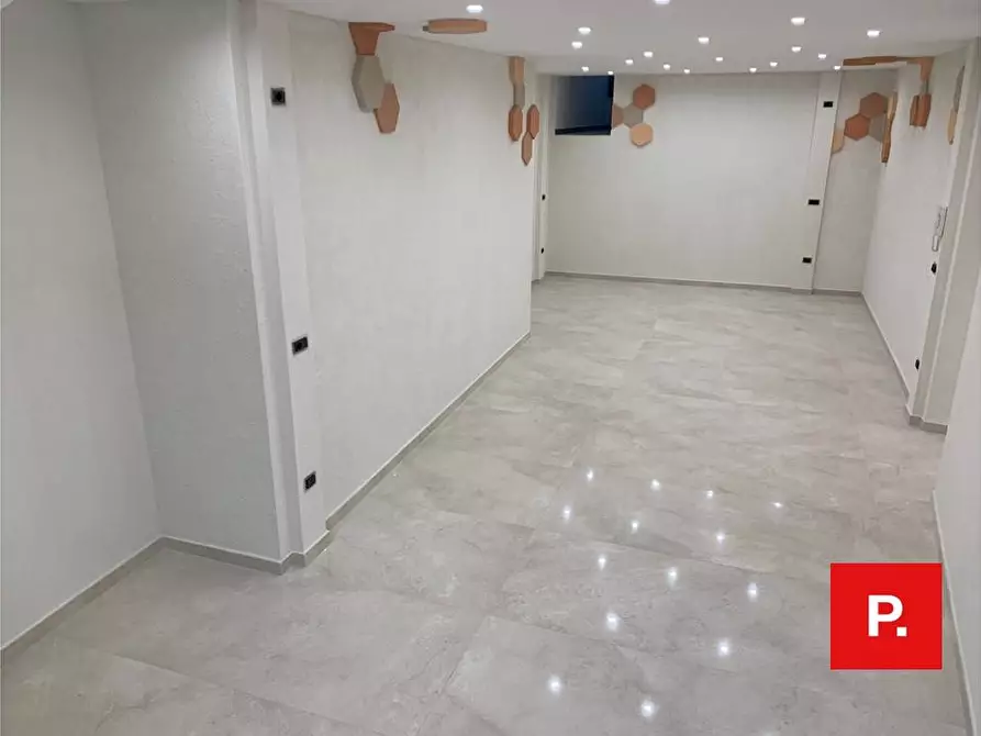 Immagine 15 di Appartamento in vendita  in vicolo Oreste Padula a Caserta