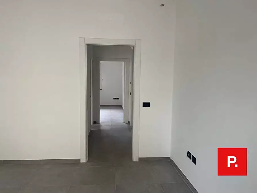 Immagine 8 di Appartamento in vendita  in via marchesiello a Caserta