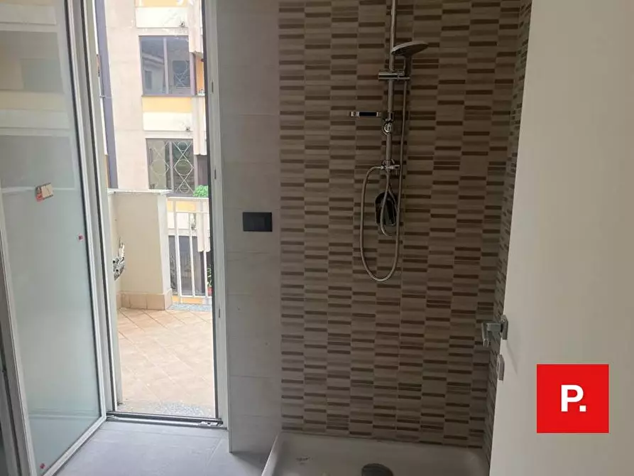 Immagine 26 di Appartamento in vendita  in via marchesiello a Caserta