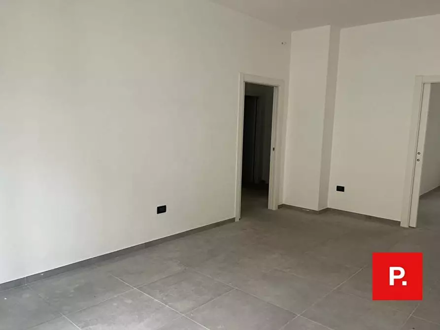 Immagine 14 di Appartamento in vendita  in via marchesiello a Caserta