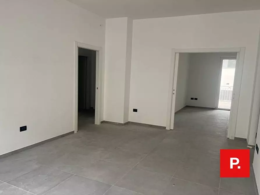 Immagine 4 di Appartamento in vendita  in via marchesiello a Caserta