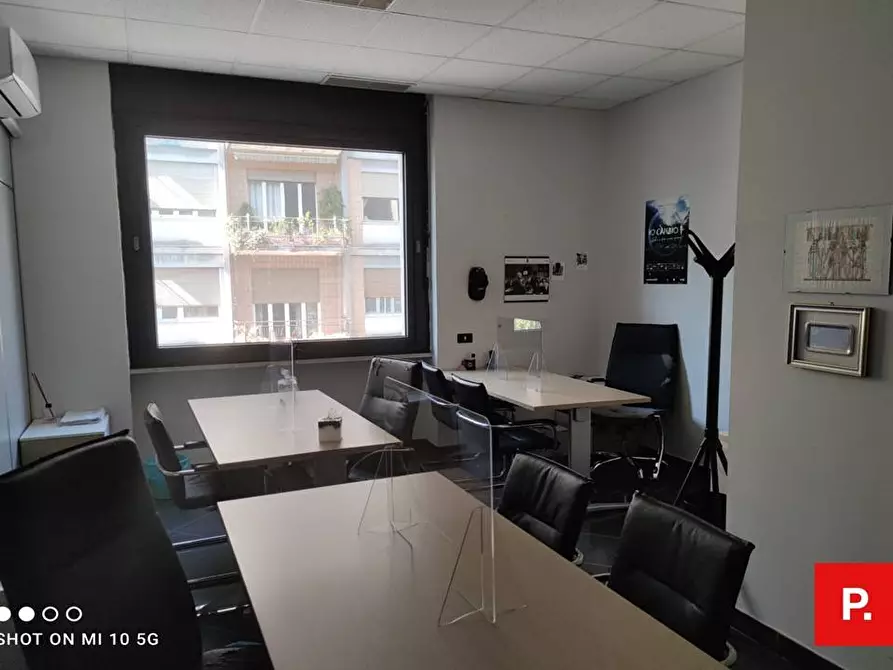 Immagine 6 di Ufficio in vendita  in corso trieste a Caserta