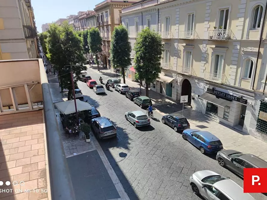 Immagine 2 di Ufficio in vendita  in corso trieste a Caserta
