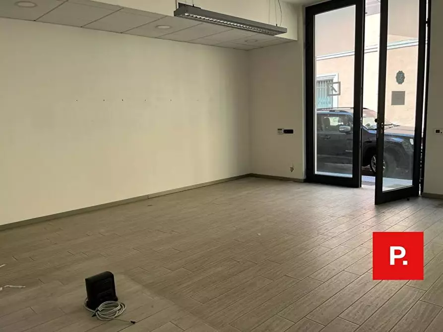 Immagine 7 di Ufficio in affitto  in via Daniele a Caserta
