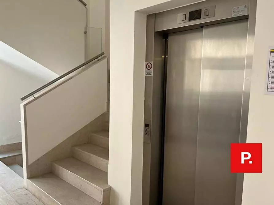 Immagine 9 di Ufficio in affitto  in via Daniele a Caserta