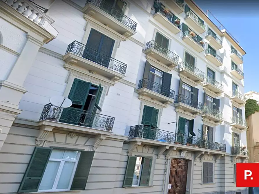 Immagine 1 di Appartamento in affitto  in via tasso a Napoli